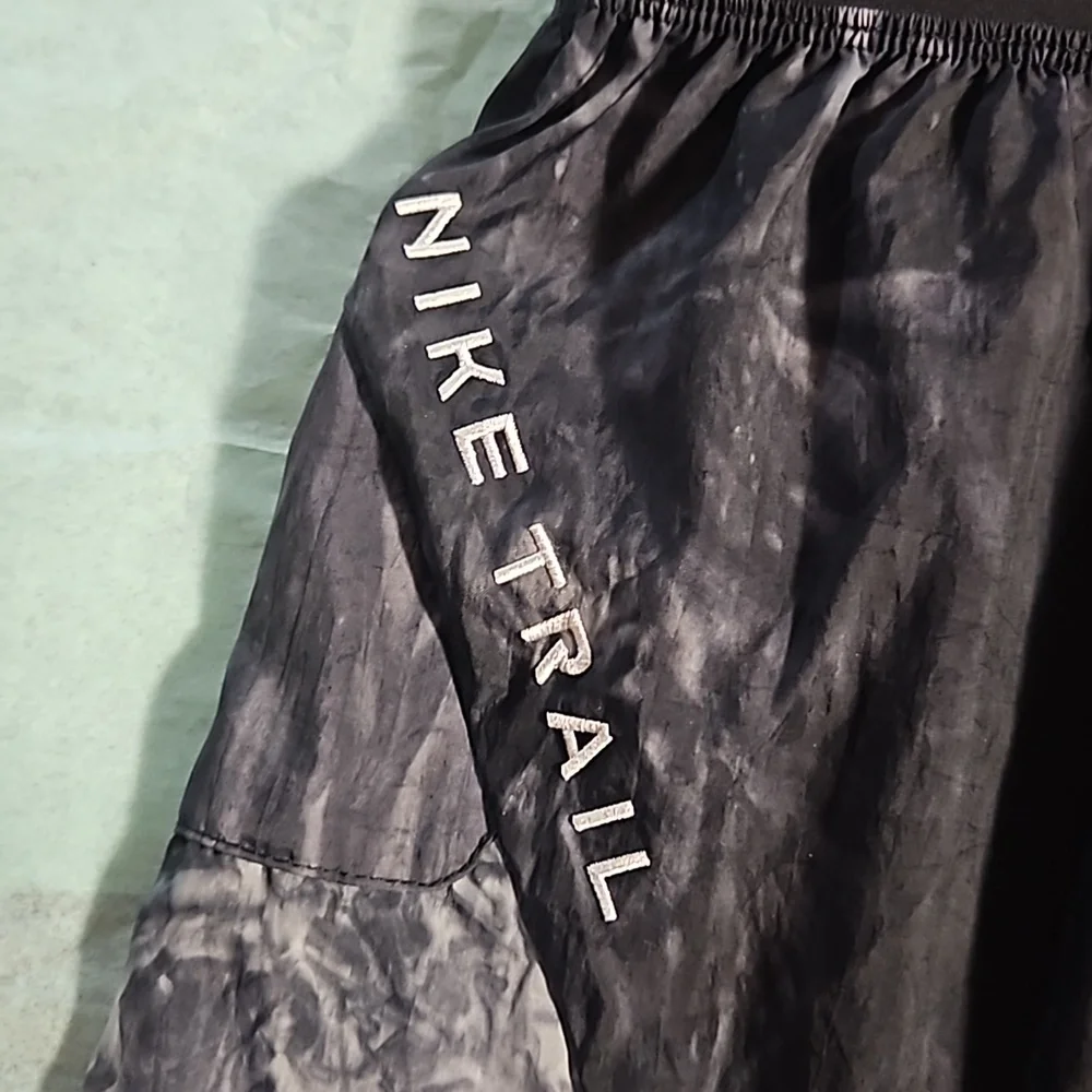 Nike Women’s Black Marble-Print Athletic Running Shorts